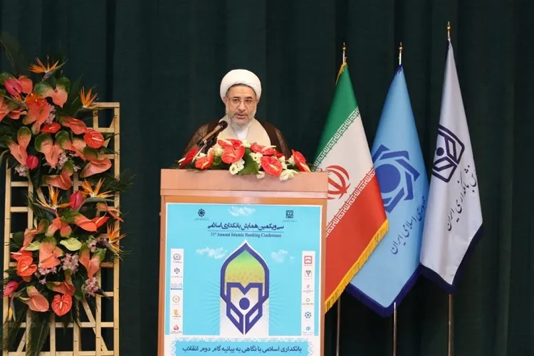 نظام بانکی جدای از نظام فقه اسلامی نیست / معامله رمزارزها جایز نیست