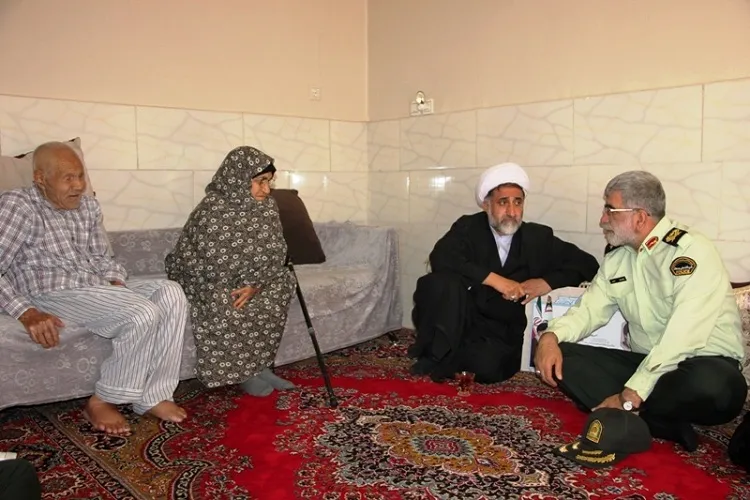 تداوم راه شهدا در رأس تمام امور قرار گیرد