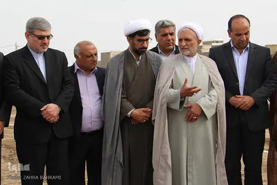 کلنگ زنی دارالقرآن خیرساز فراهان/عکاس: زهرا بهرامی