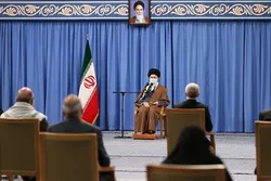 Le Leader appelle à protéger les idéaux de la révolution islamique