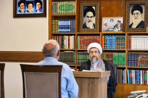 دیدار امام جمعه تبریز با اقشار مردم