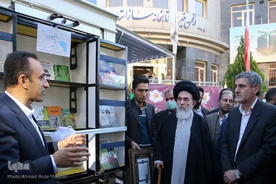 آیین رونمایی از دو دستگاه کتابخانه عمومی سیار در استان فارس