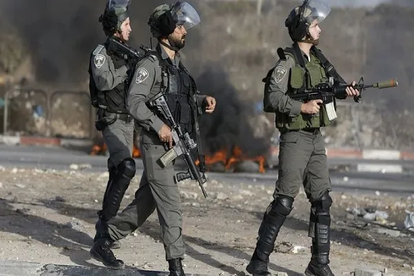 حمله تعقیب‌‌کنندگان اسرای فلسطینی به مسجد «ناعوره»/ سرایا القدس: آتش جهنم را به روی اشغالگران خواهیم گشود