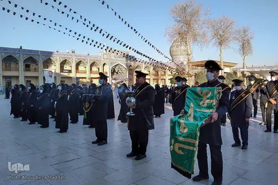 آیین تعویض پرچم گنبد آستان مقدس احمدی و محمدی شاهچراغ(ع)‎‎