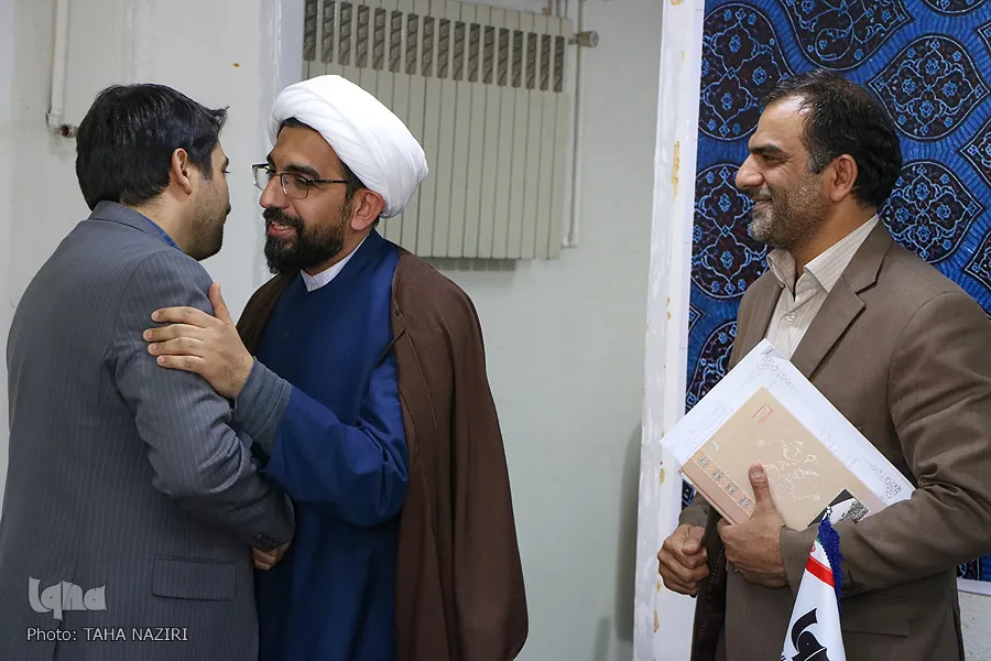 بازدید مسئول دفتر نمايندگی مقام معظم رهبری در دانشگاه اراک از خبرگزاری ایکنا