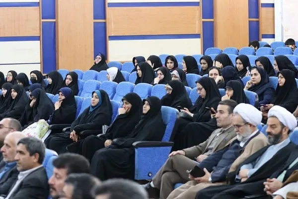 دهمین اجلاس نماز مازندران با شعار نماز نسل نو و رسالت ما در دانشگاه پیامبر اعظم (ص) ساری