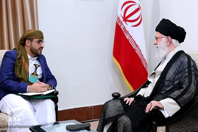 دیدار سخنگوی جنبش انصارالله یمن با رهبر انقلاب
