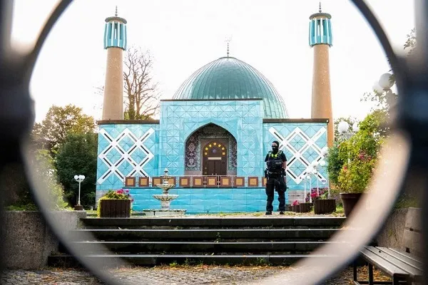 West’s ‘Velvet Glove’ Visible to All, Cleric Says after Islamic Center Ban in Germany