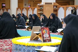 جزء خوانی بیستمین روز ماه مبارک رمضان در حرم شاهچراغ (ع)