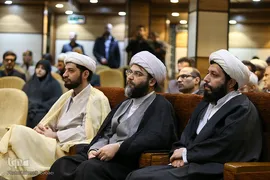 از راست حجج الاسلام طهماسبی، محمد قمی، رئیس سازمان تبلیغات اسلامی، جلیل محبی، دبیر ستاد امربه معروف و نهی از منکر در ششمین همایش بزرگ «مجمع دبیران شوراهای امر به‌ معروف و نهی از منکر»