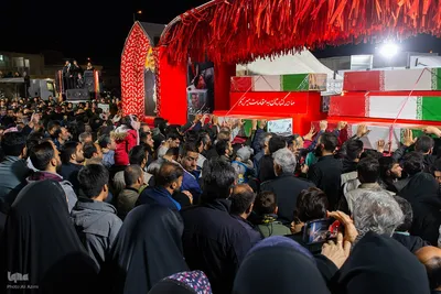 بدرقه کاروان اهالی بهشت از گلستان شهدای اصفهان
