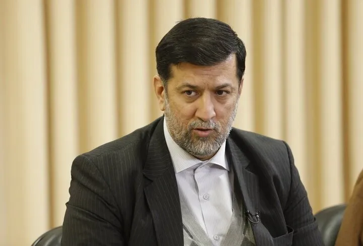 خبرنگاران نقش بی‌بدیلی در تنویر اذهان عمومی بر عهده دارند