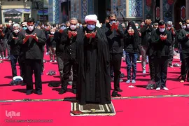 اقامه نماز جماعت ظهر عاشورای حسینی در آستان مقدس امامزاده صالح(ع) تهران