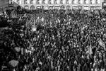 تجمع سوگواران امام خامنه‌ای در میدان امام اصفهان