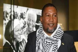 Zwelivelile Mandela Ya Caccaki Isra’ila Kan Mulkin Wariya