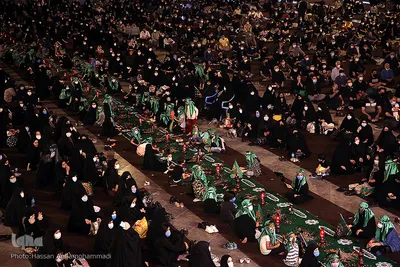 مراسم بزرگ‌ترین سفره نذری حضرت رقیه(س) در میدان آیینی امام حسین(ع)