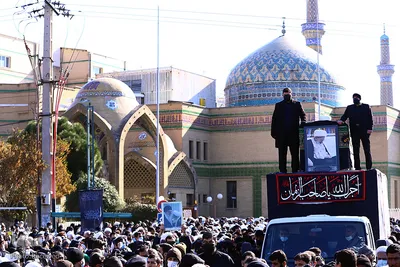 مراسم تشییع پیکر مرجع فقید شیعه، آیت‌الله‌ لطف‌الله صافی‌گلپایگانی (ره) در شهر مقدس قم