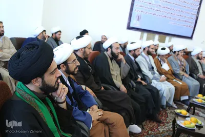 نشست مشترک روحانیون چهارمحال بختیاری با حضور نماینده ولی فقیه شهرکرد