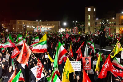 اجتماع مردمی «لبیک‌ یا خامنه‌ای» در اصفهان