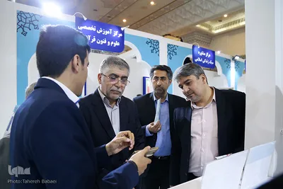 بازدید حمیدرضا طیبی از نمابشگاه قرآن کریم