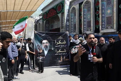 تشییع پیکر مطهر رهبر شهید در کربلا