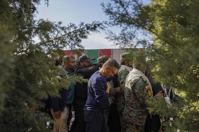 تشییع و خاکسپاری پیکر مطهر شهید گمنام‎