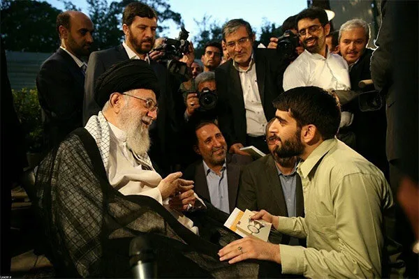 شاعران ضیافت افطار رهبر معظم انقلاب در «میزبان شما»