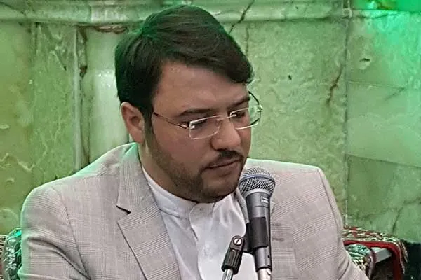 برپایی جلسه آموزش عمومی قرآن «حمید شیخ‌زاده» در تهران و شهریار