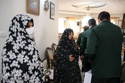 دیدار با خانواده شهید «مهدی اثنی عشری» شهید شاخص هنرمند استان فارس‎‎