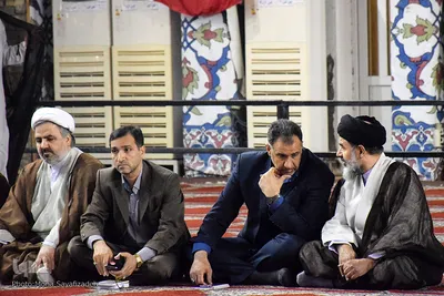 از سمت راست: حجت‌الاسلام والمسلمین سیدابوالحسن حسن زاده امام جمعه موقت اهواز، ناصر حویزاوی مدیرکل حج و زیارت خوزستان و عبدالرضا فرجیان مدیرکل بنیاد شهید و امور ایثارگران خوزستان 