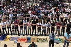 Des milliers de palestiniens ont effectué la prière du vendredi à Al-Aqsa