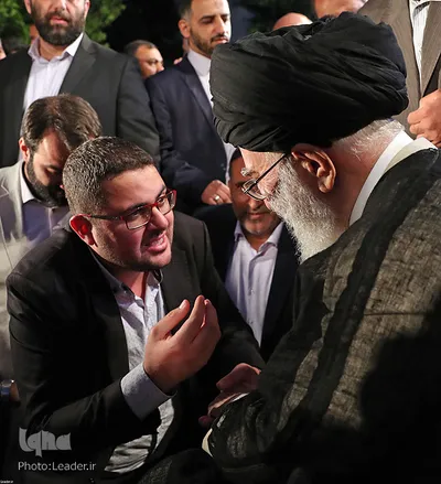 دیدار جمعی از شاعران و اهالی فرهنگ و ادب با رهبر انقلاب