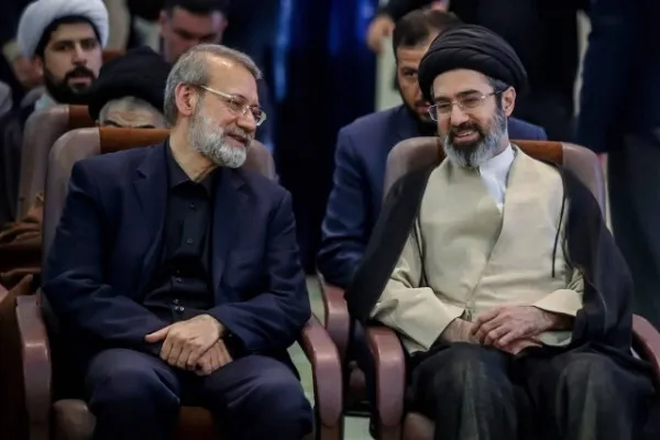 قاتلین جنایتکار باید خون‌بهای شهیدان را بپردازند