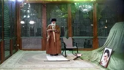 Kiongozi Muadhamu azuru Haram ya Imam Khomeini MA na maziara ya Mashahidi