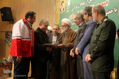 تجلیل از فعالان قرآنی جمعیت هلال احمر استان مرکزی در محلات