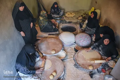 نذر نان در روستای لاسجرد سرخه