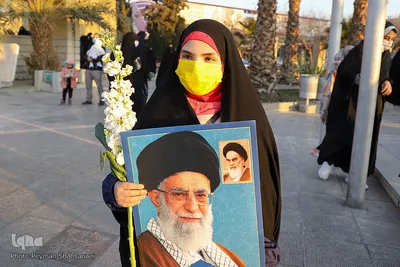 عطر افشانی و گلباران قبور مطهر شهدا - اصفهان