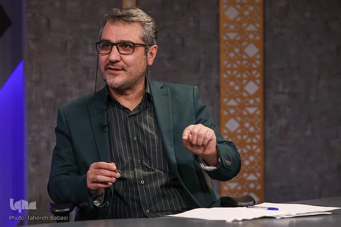 آرمان‌های قرآنی رهبر شهید چگونه محقق می‌شود