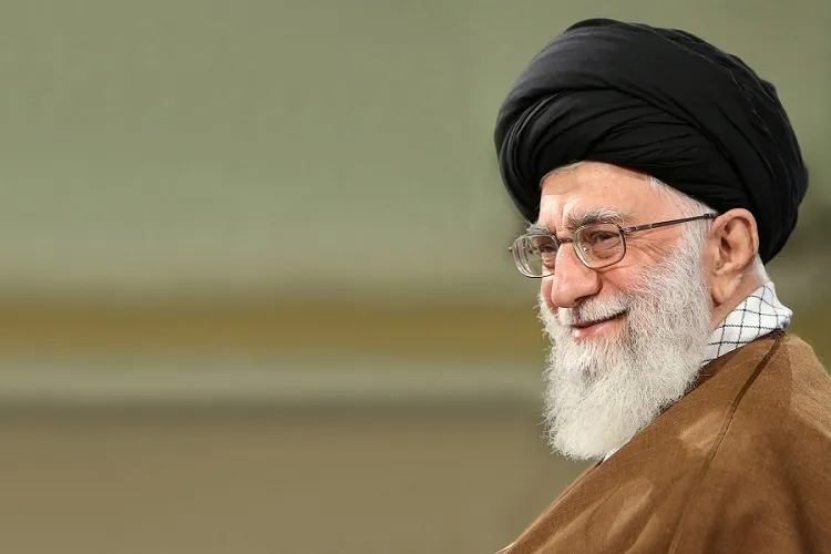 رهبر انقلاب با عفو یا تخفیف و تبدیل مجازات جمعی از محکومان موافقت کردند