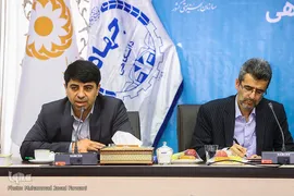 از راست محمدصادق بیجندی، معاون آموزشی جهاددانشگاهی و عیسی علیزاده، معاون فرهنگی جهاددانشگاهی