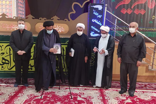 کتاب «ماه بر نیزه» در بوشهر رونمایی شد