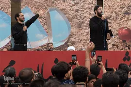 اجتماع عظیم عاشورایی مردم اصفهان در میدان امام حسین (ع)