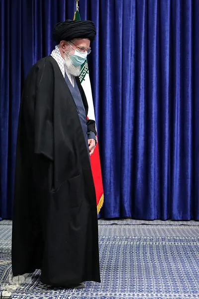 سخنرانی تلویزیونی رهبر انقلاب در سالروز قیام ۱۹ دی