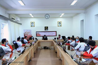 نشست شورای معاونان جمعیت هلال احمر استان با استاندار یزد