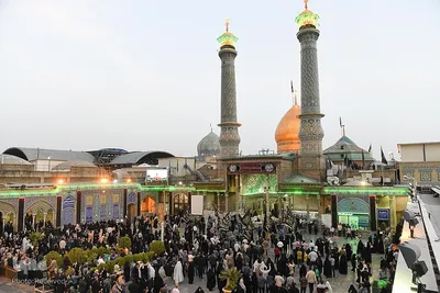 Flagge auf Kuppel des Heiligtums von Abdul Azim Hasani (a.s) durch eine schwarze Trauerflagge ersetzt