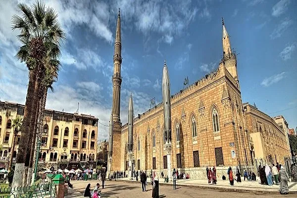 إغلاق مسجد الإمام الحسين(ع) في القاهرة