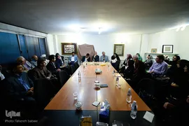 دیدار۴ چهره قرآنی کاندید شورای شهر تهران با هنرمندان و بانوان قرآن‌پژوه
