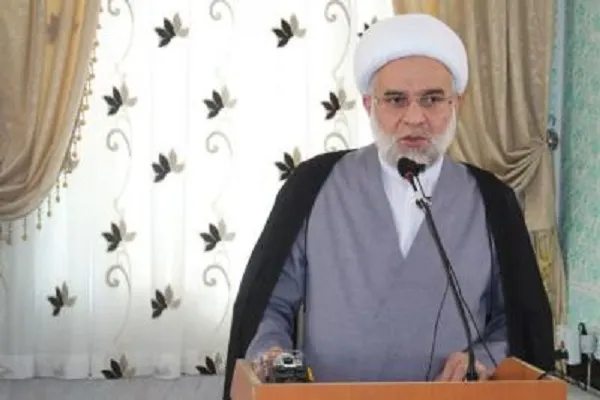 کولبری و بیکاری جوانان اصلاح و رفع شود