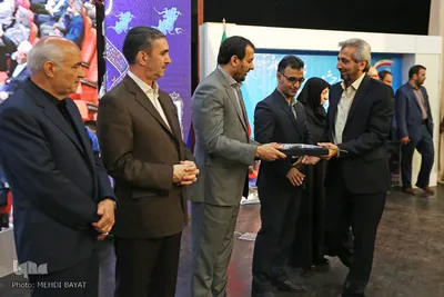 جشنواره خیرین مدرسه‌ساز استان مرکزی در اراک