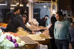 بازار همدان در آستانه شب یلدا